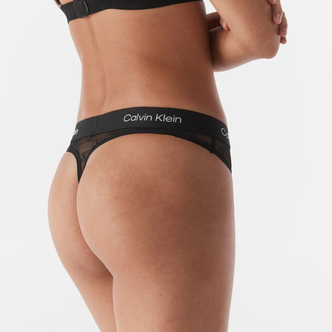 Calvin Klein Women's 1996 Logo Lace Modern Thong / String - Black