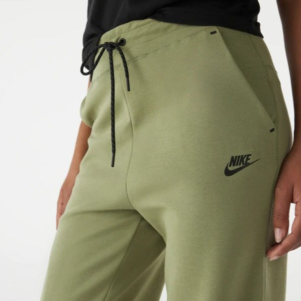 Nike Sportswear Women's Club Joggers - Alligator/Black