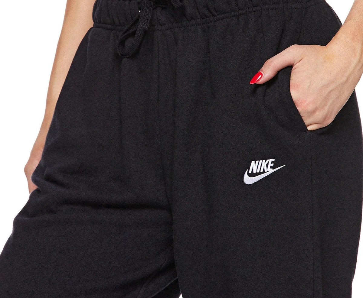 Nike Sportswear Women's Club Fleece Oversized Trackpants / Tracksuit Pants - Black/White