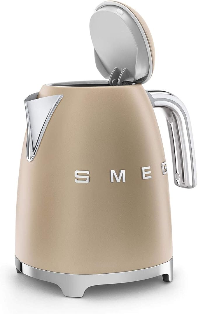 SMEG 50s Style Kettle - Matte Champagne