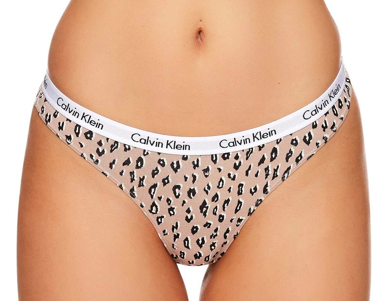 Calvin Klein Women's Carousel Thong/String 3-Pack - Black/Grey/Cheetah/Honey Almond