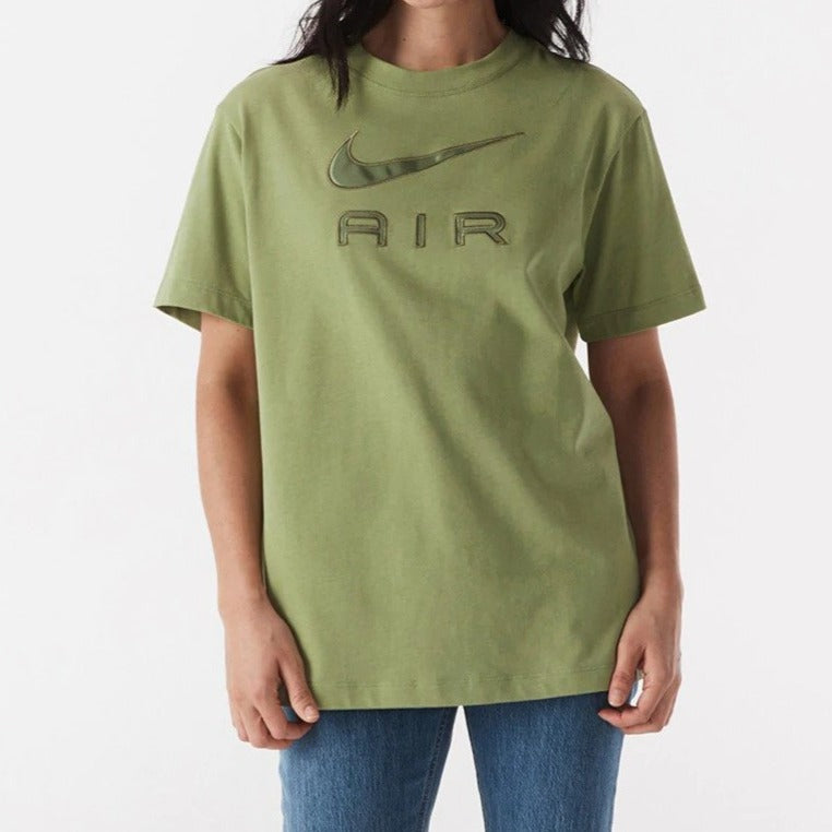 Nike Women's Nike Air Boyfriend Tee / T-Shirt / Tshirt - Alligator Olive