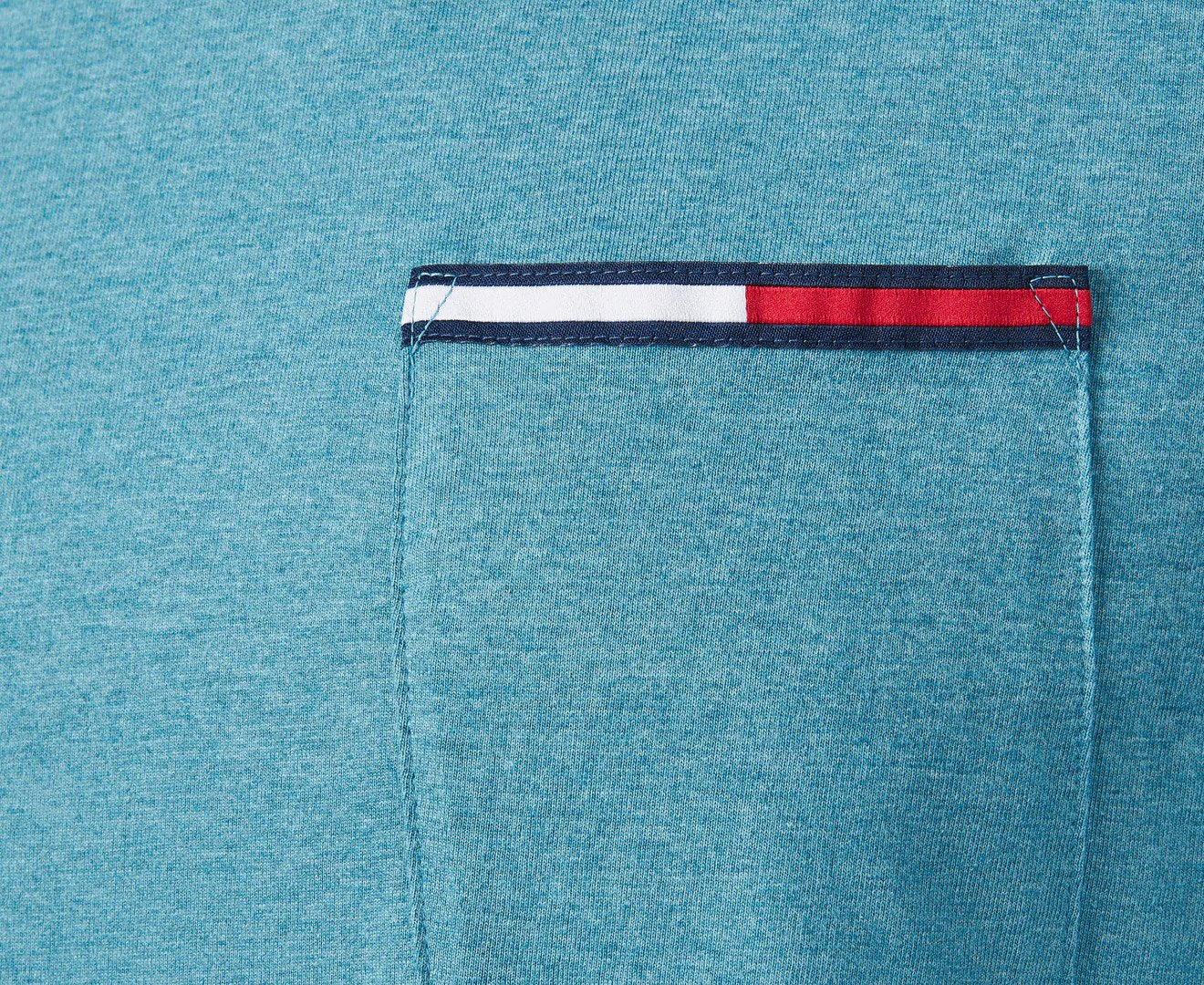 Tommy Hilfiger Men's Essential Flag Pocket Tee / T-Shirt / Tshirt - Blue