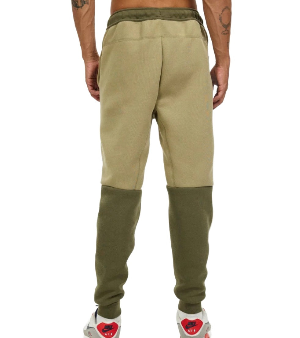 Nike Mens Sportswear Tech Fleece Joggers Pants / Tracksuit Pants - Neutral Olive